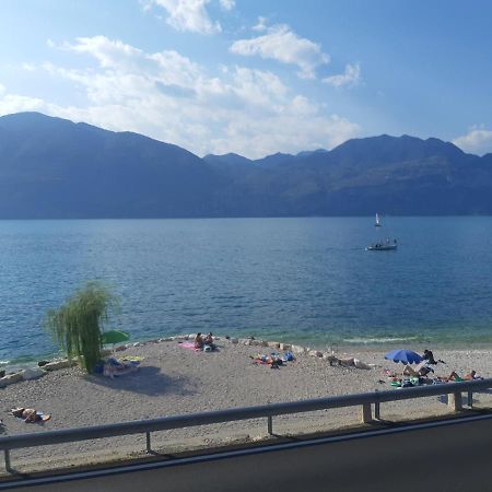 Casa Manu Apartment Brenzone sul Garda Luaran gambar