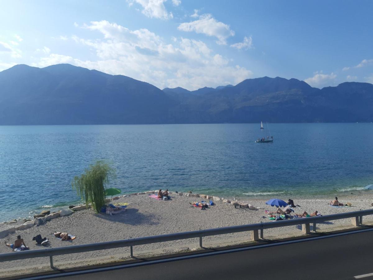 Casa Manu Apartment Brenzone sul Garda Luaran gambar