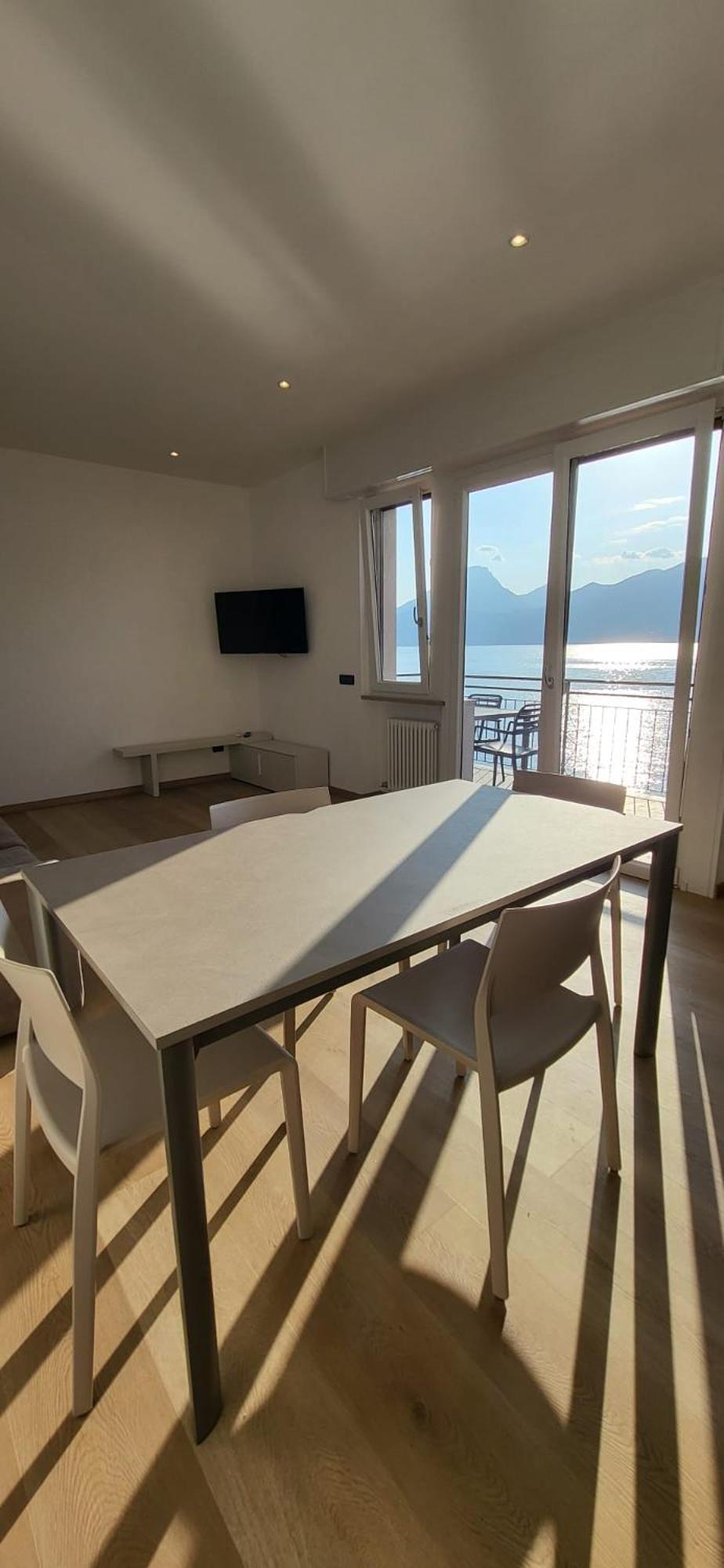 Casa Manu Apartment Brenzone sul Garda Bilik gambar