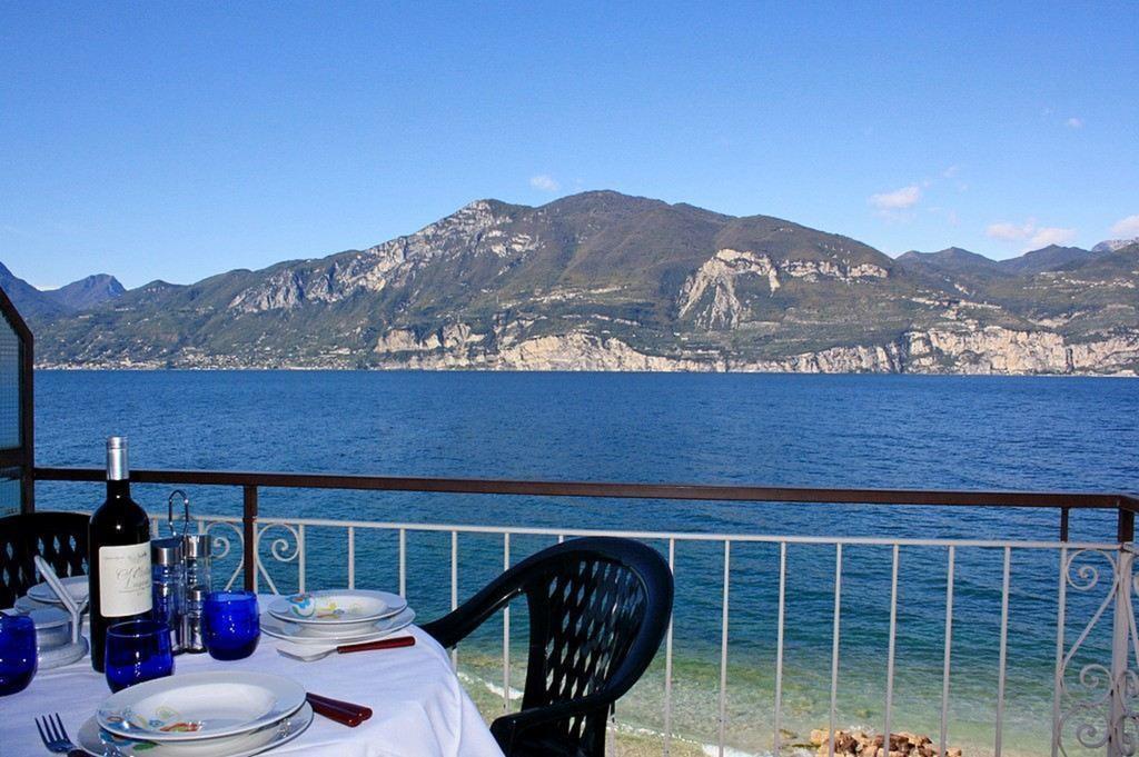 Casa Manu Apartment Brenzone sul Garda Luaran gambar