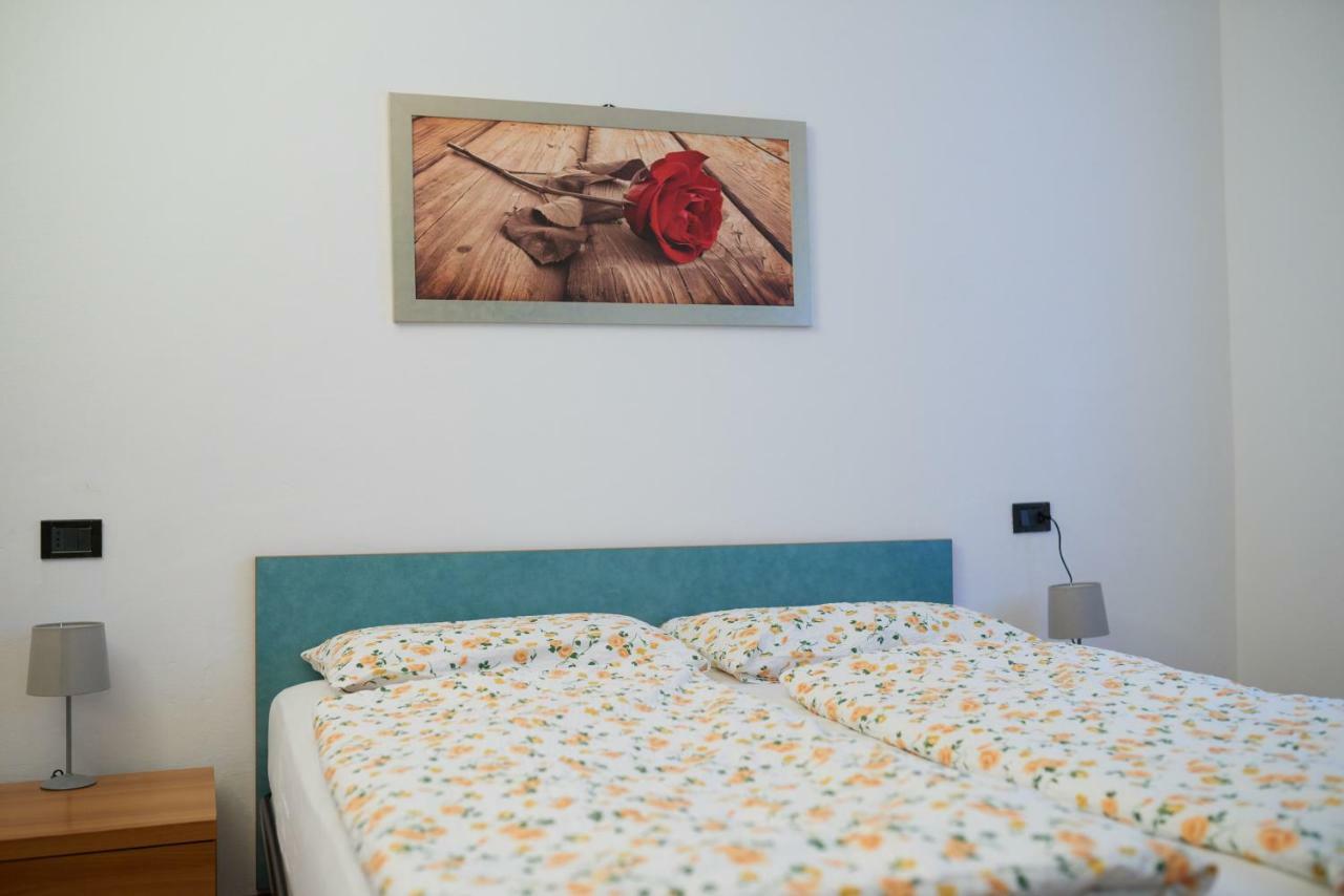 Casa Manu Apartment Brenzone sul Garda Luaran gambar