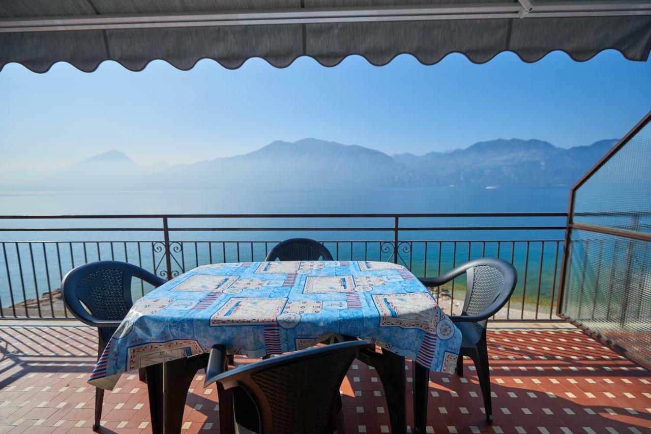 Casa Manu Apartment Brenzone sul Garda Luaran gambar